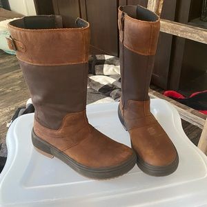 Merrell boots size 8